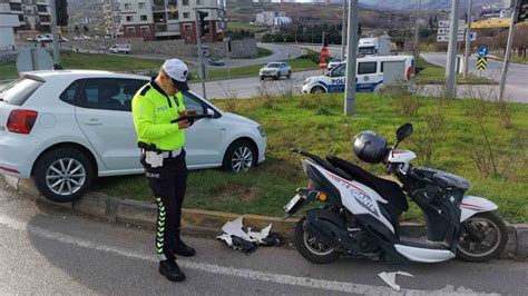 Samsunda otomobil ile motosiklet çarpıştı 1 yaralı İhlas Haber Ajansı
